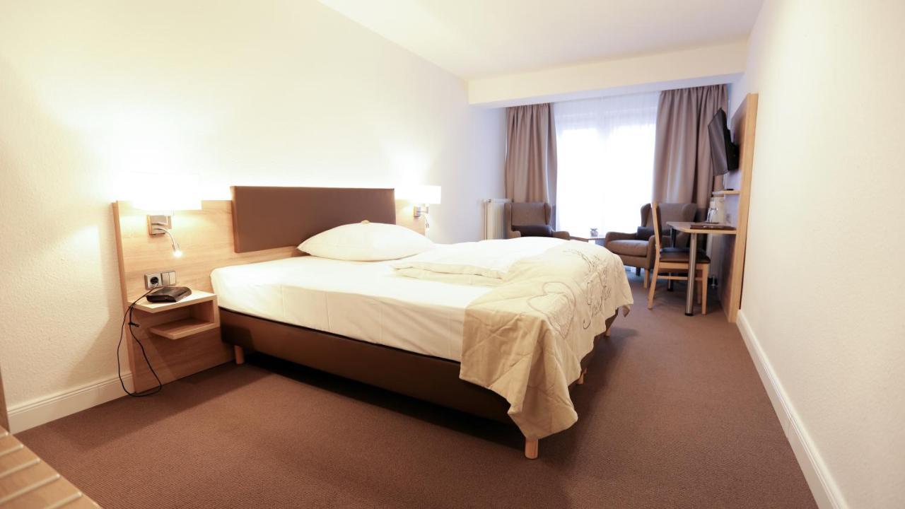 Hotel Waldhalle Mölln Buitenkant foto